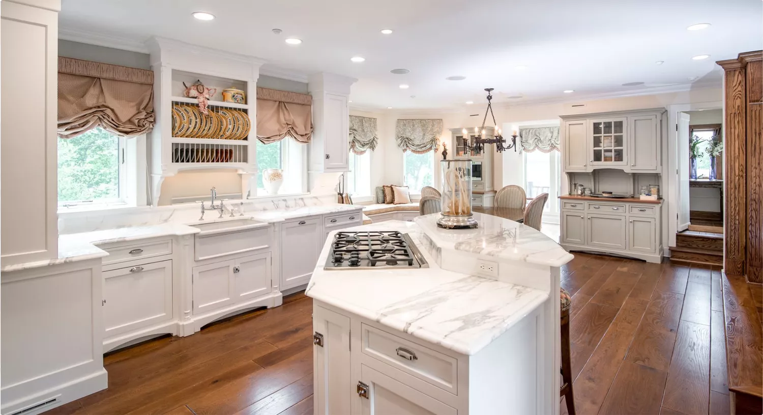 derek-jeter-house-kitchen